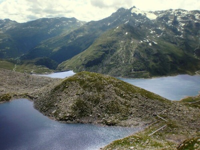 Lago di Nero a Lago di Spluga